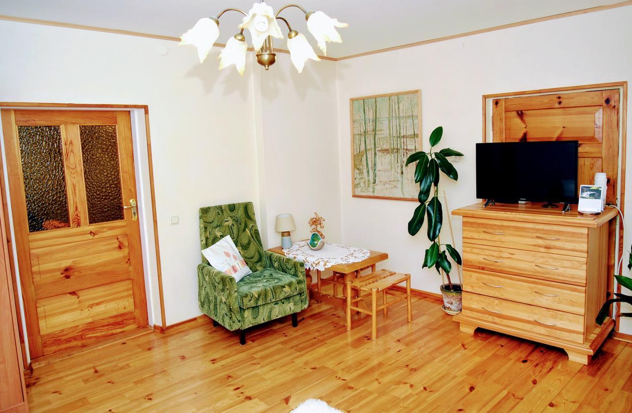 Livijas Apartamenti Appartement Kuldīga Buitenkant foto
