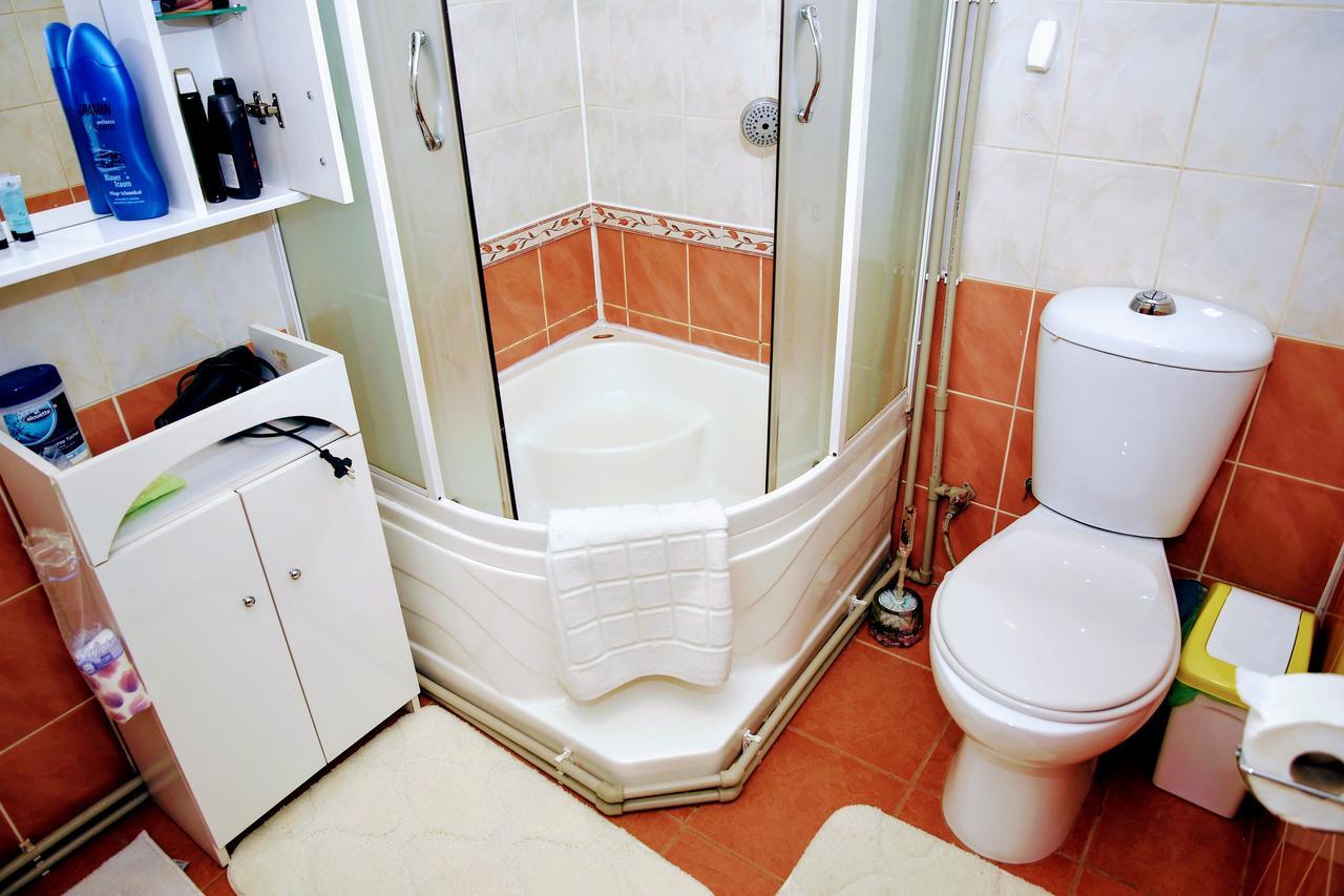 Livijas Apartamenti Appartement Kuldīga Buitenkant foto
