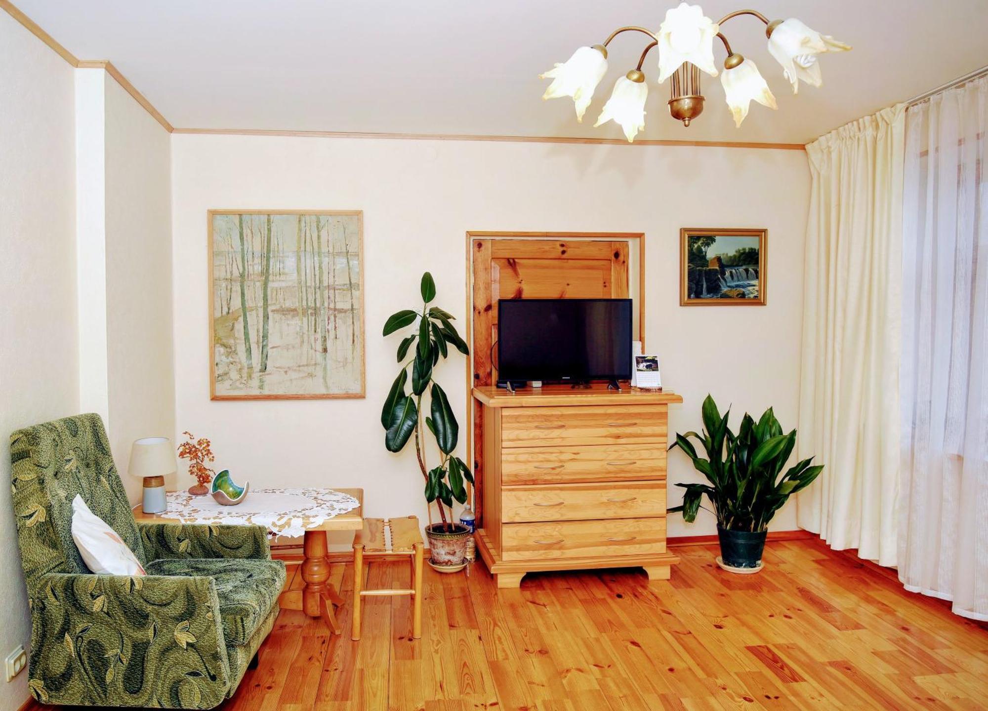 Livijas Apartamenti Appartement Kuldīga Buitenkant foto