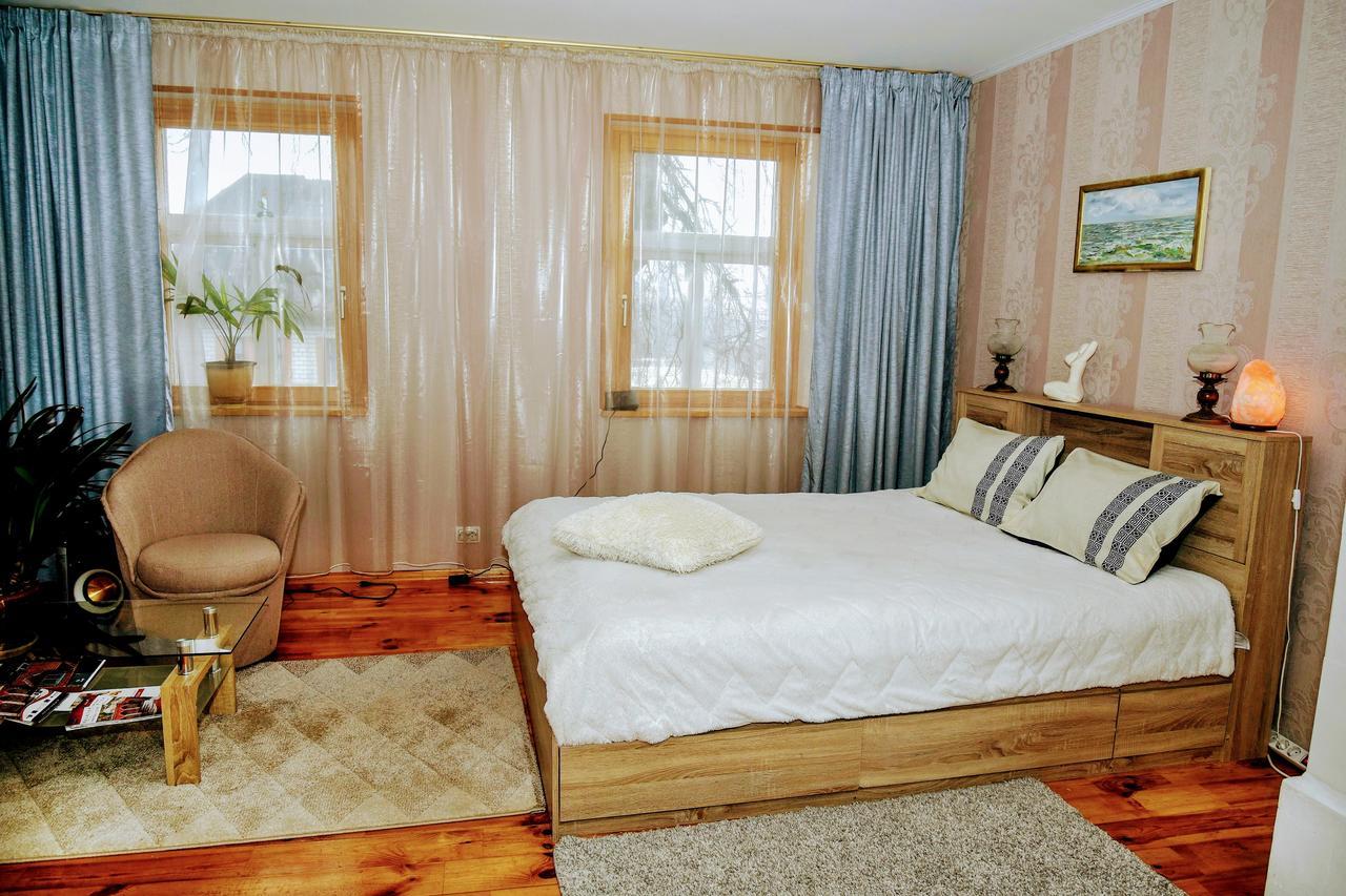 Livijas Apartamenti Appartement Kuldīga Buitenkant foto